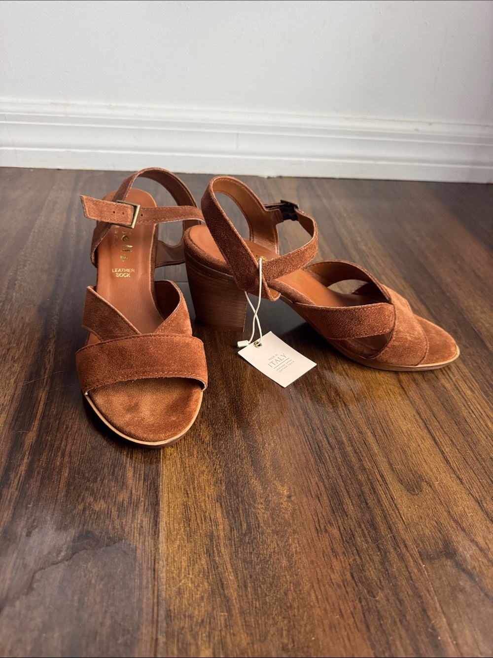 Women's Brown Suede Block Heel Sandals - Classic Strappy Design